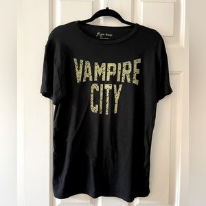 Vampire tee/ unisex